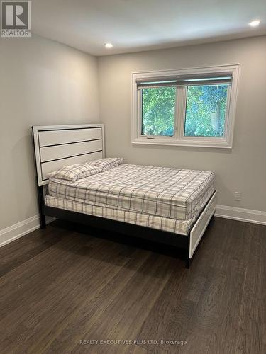 3 Larry Street, Caledon, ON - Indoor Photo Showing Bedroom