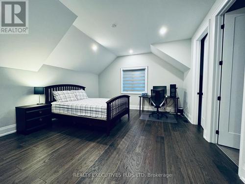 3 Larry Street, Caledon, ON - Indoor Photo Showing Bedroom