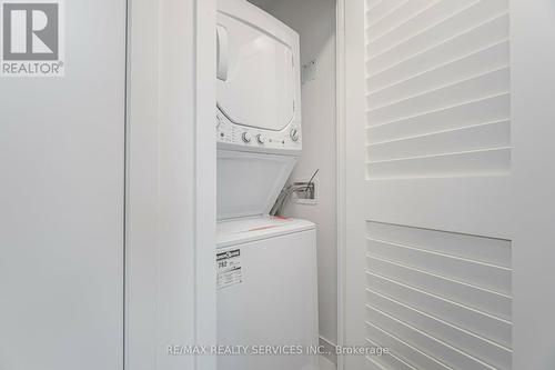 1202 - 225 Veterans Drive, Brampton, ON -  Photo Showing Laundry Room