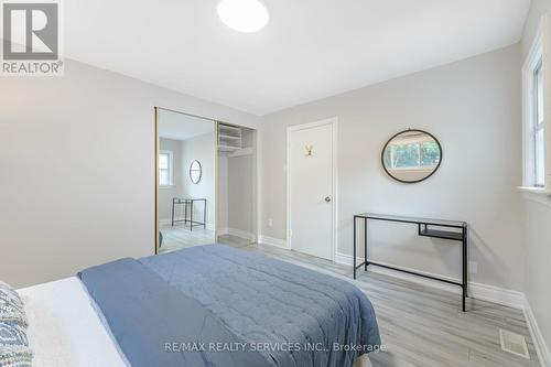 19 Horton Boulevard, Toronto, ON - Indoor Photo Showing Bedroom