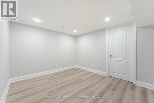 19 Horton Boulevard, Toronto, ON - Indoor Photo Showing Other Room