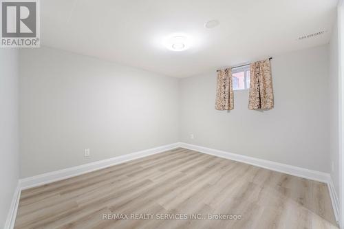 19 Horton Boulevard, Toronto, ON - Indoor Photo Showing Other Room