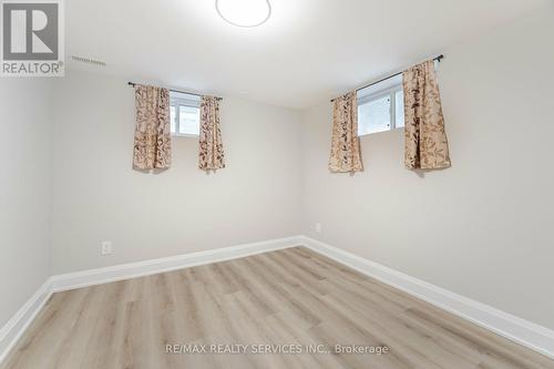 19 Horton Boulevard, Toronto, ON - Indoor Photo Showing Other Room