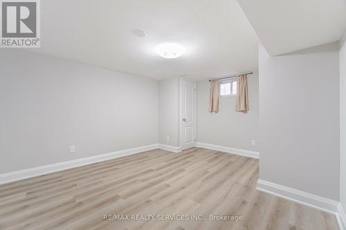 19 Horton Boulevard, Toronto, ON - Indoor Photo Showing Other Room