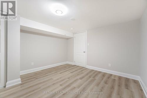 19 Horton Boulevard, Toronto, ON - Indoor Photo Showing Other Room