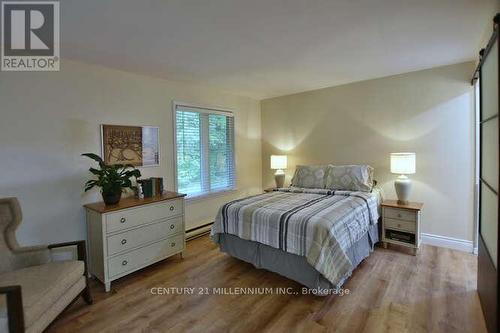 13 Trafalgar Road, Collingwood, ON - Indoor Photo Showing Bedroom