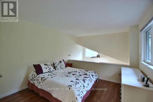 13 Trafalgar Road, Collingwood, ON - Indoor Photo Showing Bedroom