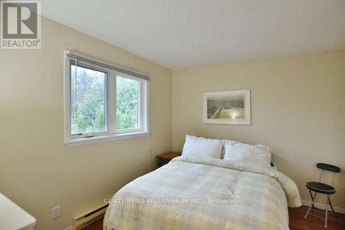 13 Trafalgar Road, Collingwood, ON - Indoor Photo Showing Bedroom