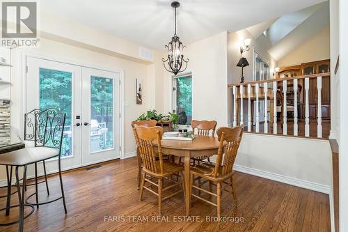 7 Nordic Trail, Oro-Medonte, ON - Indoor Photo Showing Dining Room