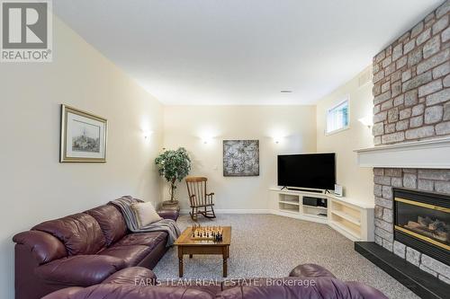 7 Nordic Trail, Oro-Medonte, ON - Indoor Photo Showing Living Room With Fireplace