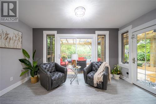 224 Caruhel, Lakeshore, ON - Indoor Photo Showing Living Room