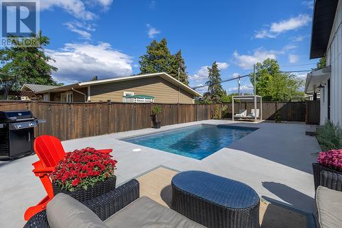 475 Eldorado Road, Kelowna, BC - Outdoor With In Ground Pool