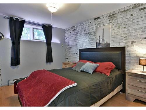 Chambre Ã Â coucher - 1643 Rue Gabrielle-Roy, Sainte-Julie, QC - Indoor Photo Showing Bedroom