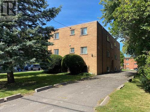 534 Dundas Street E, Whitby (Downtown Whitby), ON - Outdoor