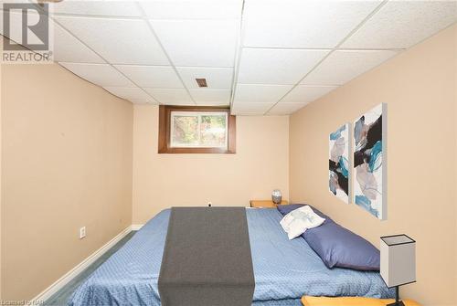 Over-sized 5th bedroom - 86 Green Maple Drive, St. Catharines, ON - Indoor Photo Showing Bedroom