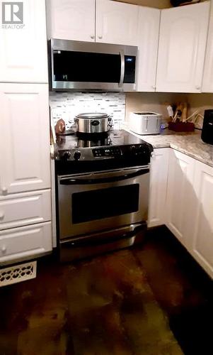 324 Rantz Road, Petawawa, ON - Indoor Photo Showing Kitchen