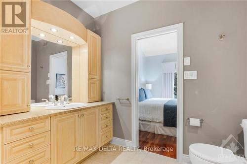 137 Beaumont Avenue, Prescott And Russell, ON - Indoor Photo Showing Bathroom