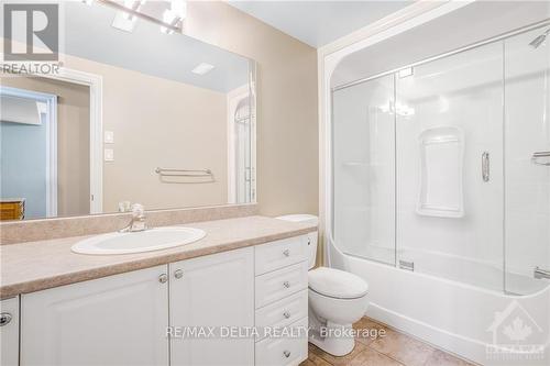 137 Beaumont Avenue, Prescott And Russell, ON - Indoor Photo Showing Bathroom