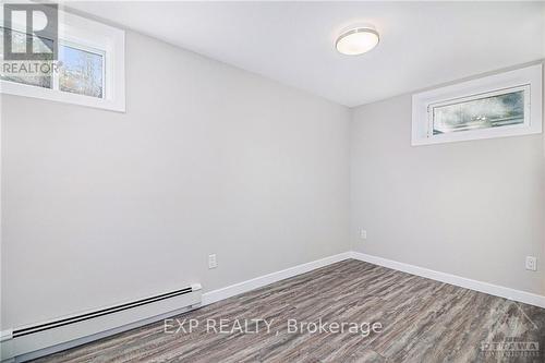 B - 1513 Queenswood Crescent, Ottawa, ON - Indoor Photo Showing Other Room