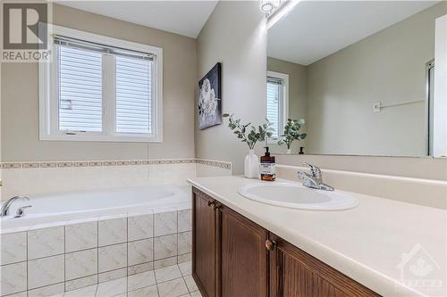 48 Maricona Way, Ottawa, ON - Indoor Photo Showing Bathroom