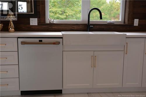 1300 West Drive, Bathurst, NB - Indoor Photo Showing Kitchen