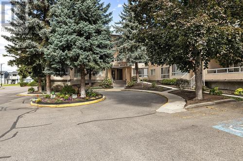 709 Houghton Road Unit# 208, Kelowna, BC 