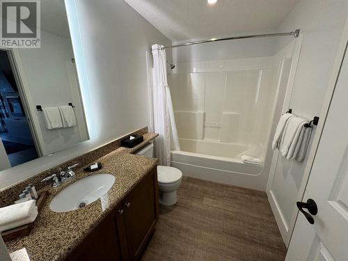 1200 Rancher Creek Road Unit# 302, Osoyoos, BC - Indoor Photo Showing Bathroom