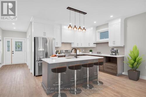 86 Duncan Street, Centre Hastings, ON - Indoor Photo Showing Kitchen With Upgraded Kitchen