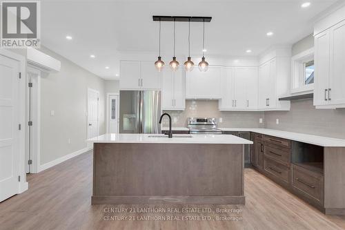 86 Duncan Street, Centre Hastings, ON - Indoor Photo Showing Kitchen With Upgraded Kitchen