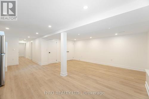 5 Rowse Crescent, Toronto, ON - Indoor Photo Showing Other Room