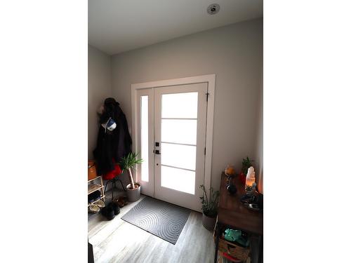 929 Waterloo Crescent, Castlegar, BC - Indoor Photo Showing Other Room