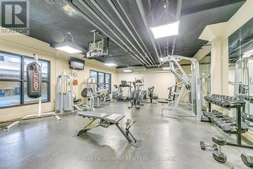 1205 - 150 Charlton Avenue E, Hamilton, ON - Indoor Photo Showing Gym Room