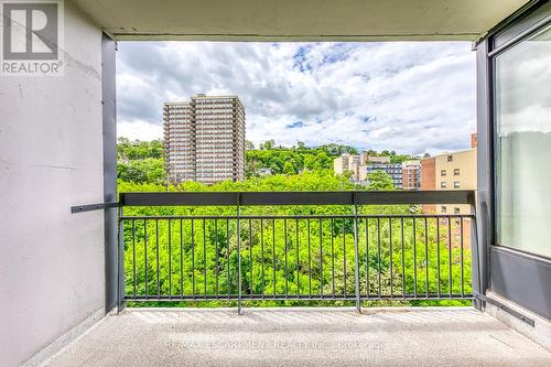 1205 - 150 Charlton Avenue E, Hamilton, ON - Outdoor