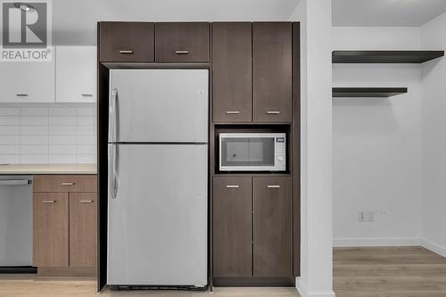 547 Yates Road Unit# 310, Kelowna, BC - Indoor Photo Showing Kitchen