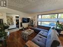 320 3Rd Avenue Se, Swift Current, SK  - Indoor Photo Showing Living Room 