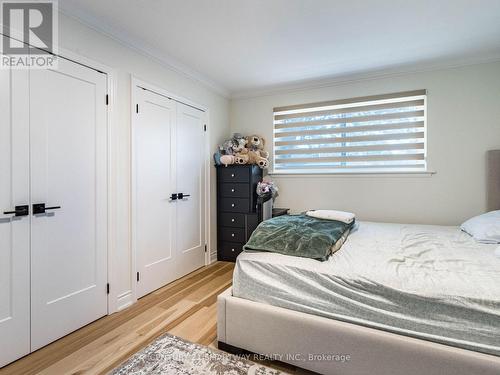 40 Devonshire Drive, Brampton, ON - Indoor Photo Showing Bedroom