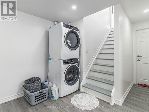 40 Devonshire Drive, Brampton, ON - Indoor Photo Showing Laundry Room