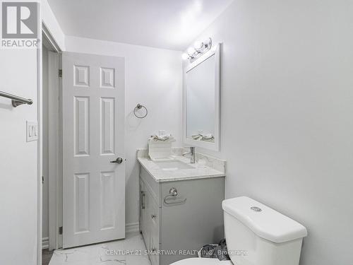 40 Devonshire Drive, Brampton, ON - Indoor Photo Showing Bathroom