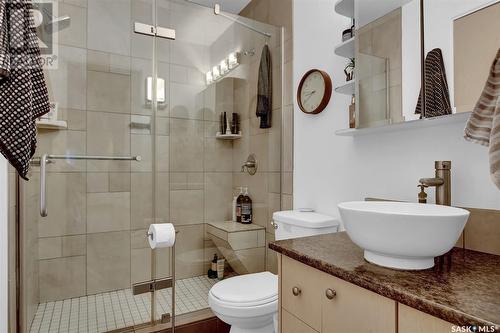 3113 Grant Road, Regina, SK - Indoor Photo Showing Bathroom