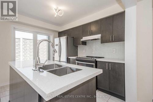 34 - 470 Linden Drive, Cambridge, ON - Indoor Photo Showing Kitchen With Double Sink With Upgraded Kitchen