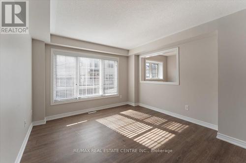 34 - 470 Linden Drive, Cambridge, ON - Indoor Photo Showing Other Room