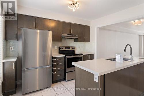 34 - 470 Linden Drive, Cambridge, ON - Indoor Photo Showing Kitchen With Stainless Steel Kitchen With Upgraded Kitchen