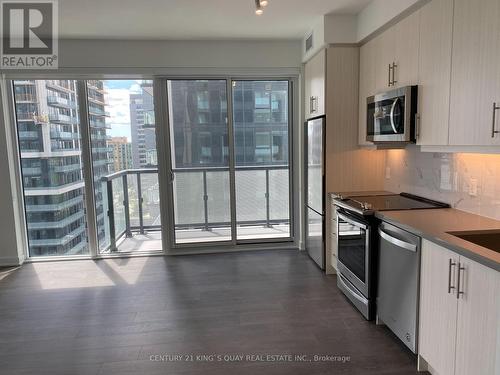 1214 - 85 Oneida Crescent, Richmond Hill, ON - Indoor Photo Showing Kitchen