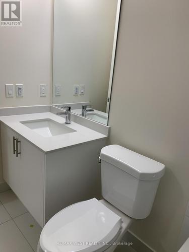 201 - 8960 Jane Street S, Vaughan, ON - Indoor Photo Showing Bathroom