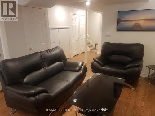 Bsmt - 53 Hawkes Drive, Richmond Hill, ON - Indoor Photo Showing Living Room