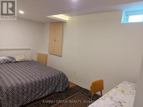 Bsmt - 53 Hawkes Drive, Richmond Hill, ON - Indoor Photo Showing Bedroom