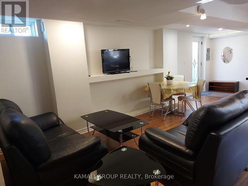 Bsmt - 53 Hawkes Drive, Richmond Hill, ON - Indoor Photo Showing Living Room