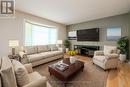 29 Melville Court, Oro-Medonte, ON  - Indoor Photo Showing Living Room 