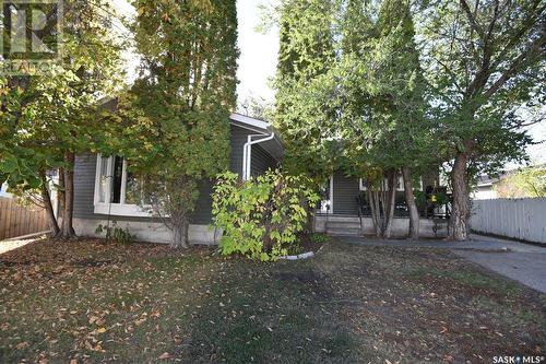 806 6Th Street W, Nipawin, SK - Outdoor