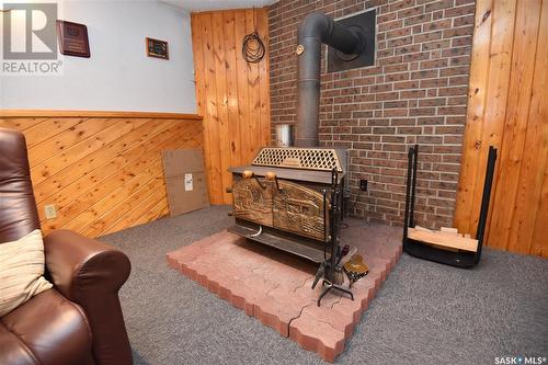 806 6Th Street W, Nipawin, SK - Indoor Photo Showing Other Room